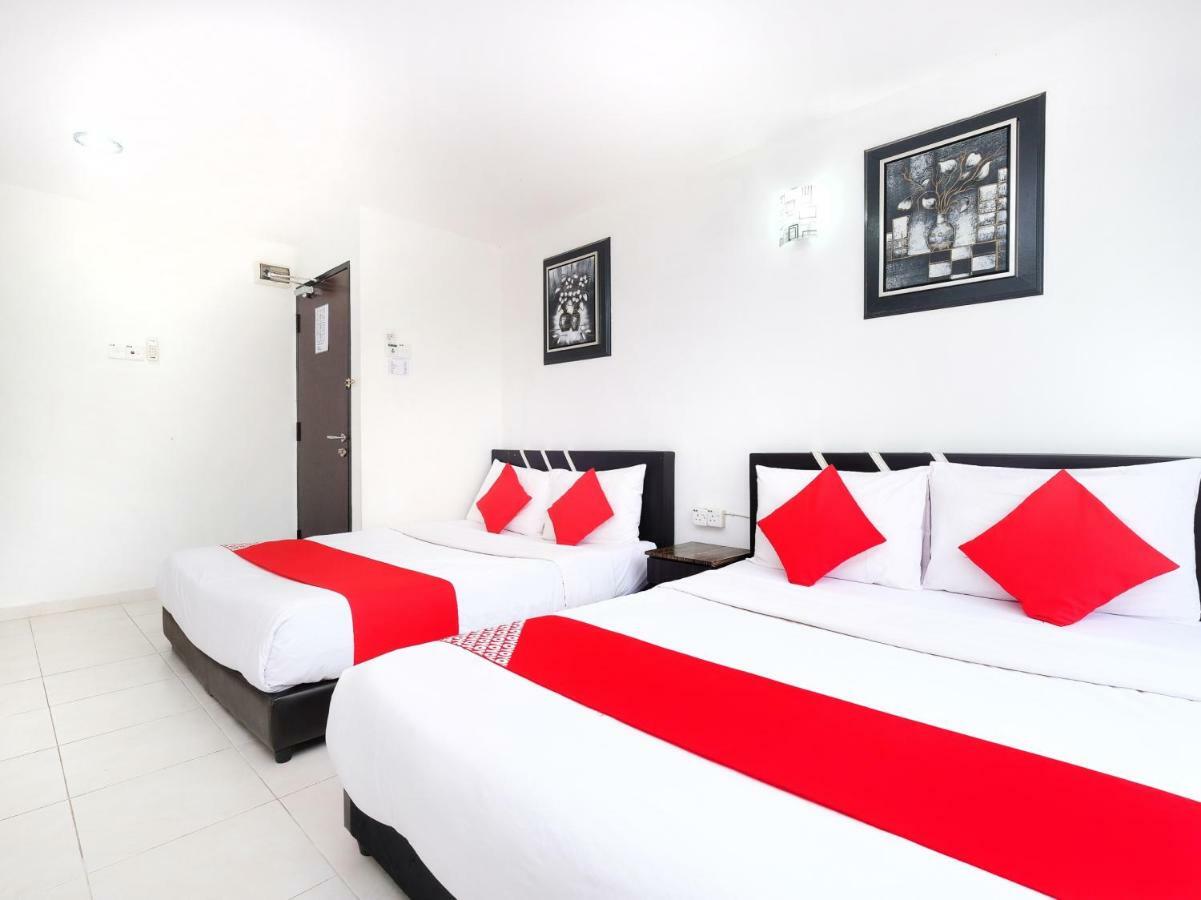 Oyo 711 Tawaquf Inn Kampong Telaga Batin Екстериор снимка
