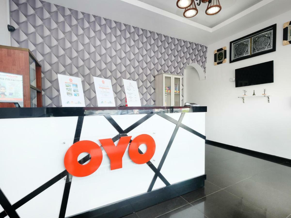 Oyo 711 Tawaquf Inn Kampong Telaga Batin Екстериор снимка