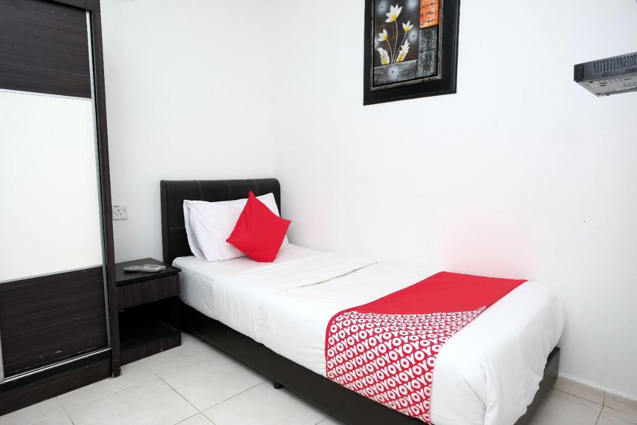 Oyo 711 Tawaquf Inn Kampong Telaga Batin Екстериор снимка