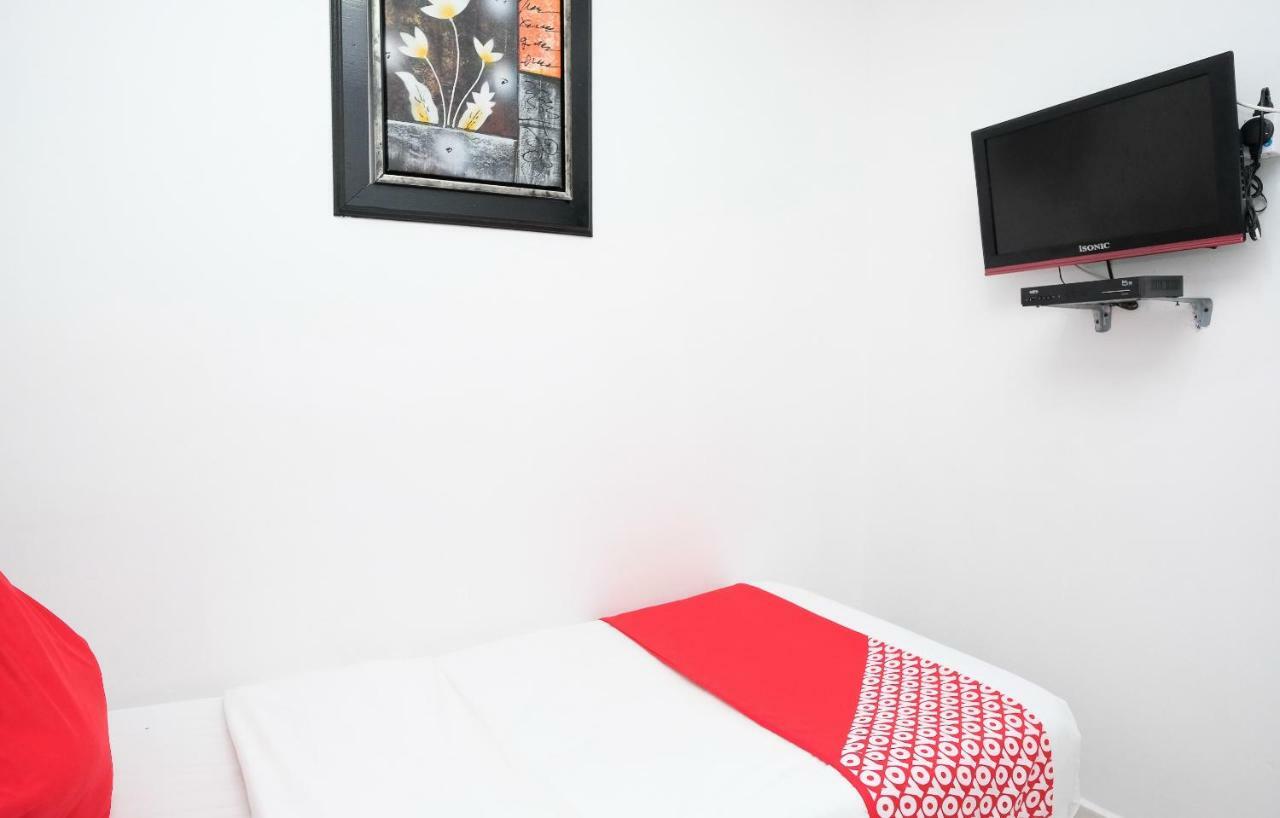 Oyo 711 Tawaquf Inn Kampong Telaga Batin Екстериор снимка
