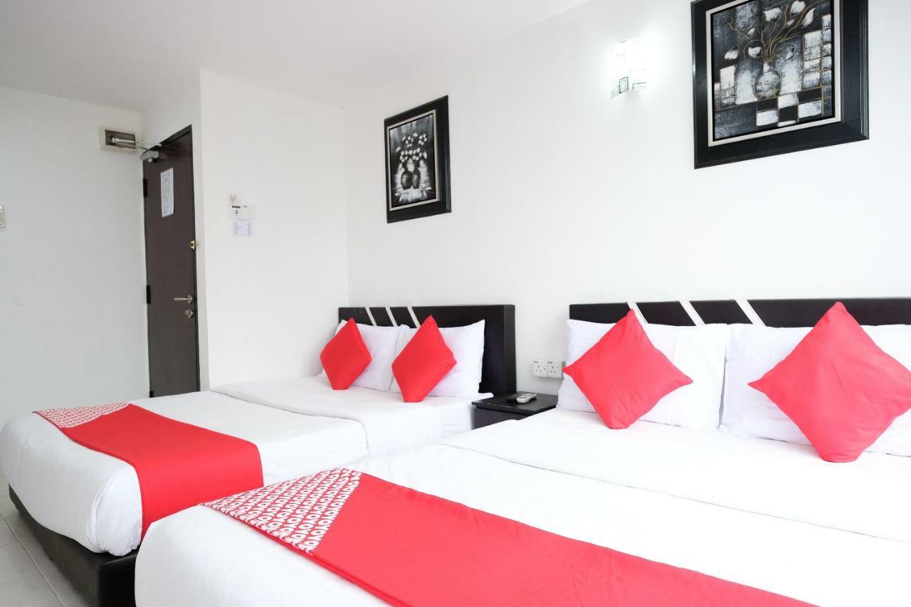 Oyo 711 Tawaquf Inn Kampong Telaga Batin Екстериор снимка